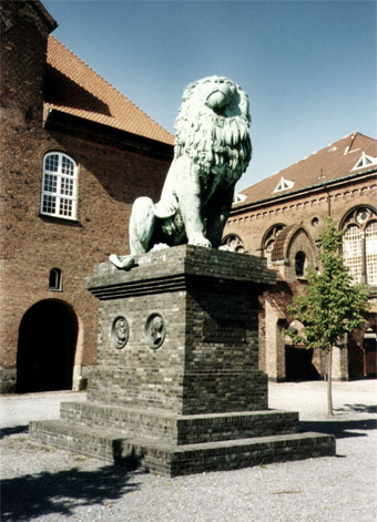 &copy; Jelena Jager 2005